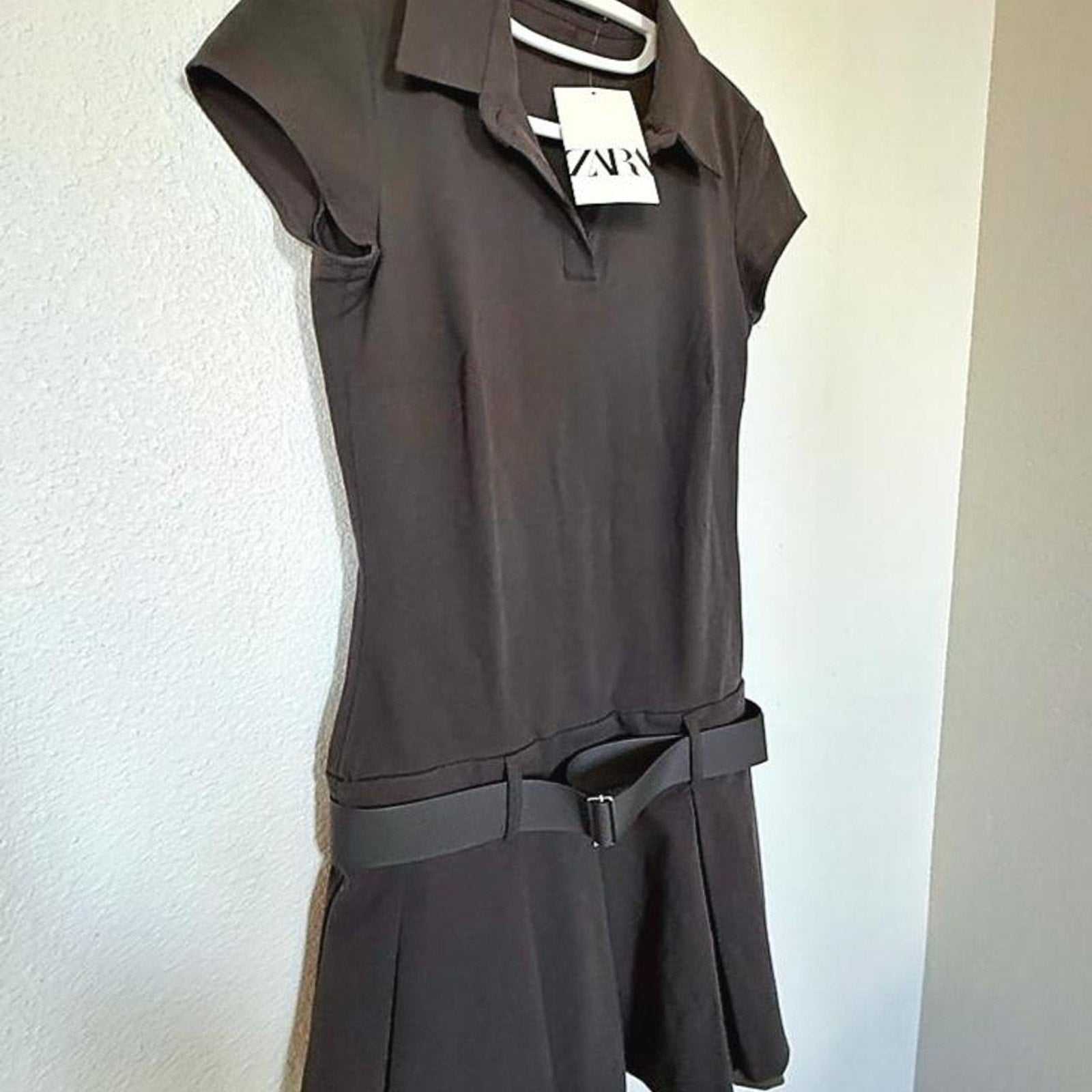 Gray Zara Mini Dress with Hunter Green Layer and Belt in Small Size
