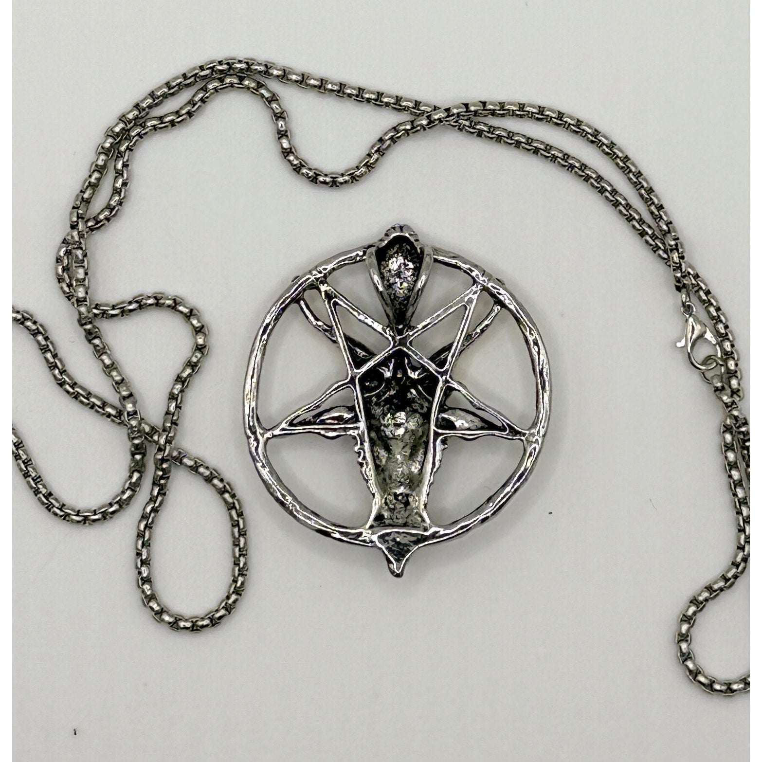 TornSlayer Goat Head Pentagram Necklace with 22" silver chain.