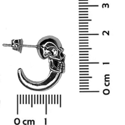 Size chart for a silver skull earring.