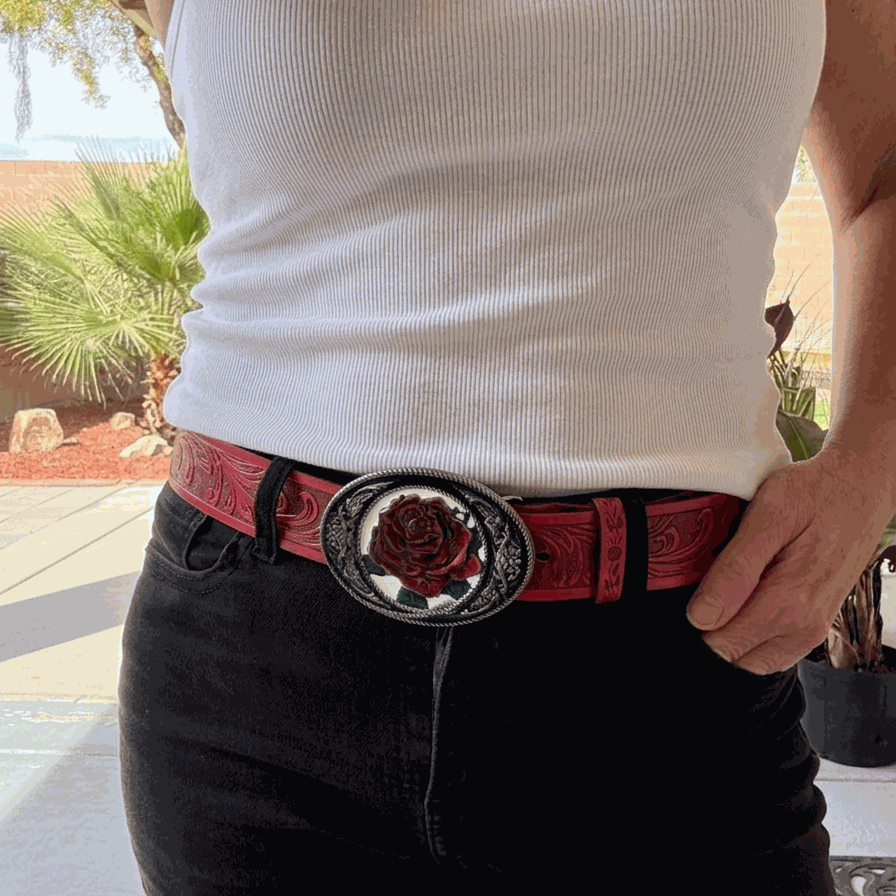 Red rose flower belt with decorative buckle